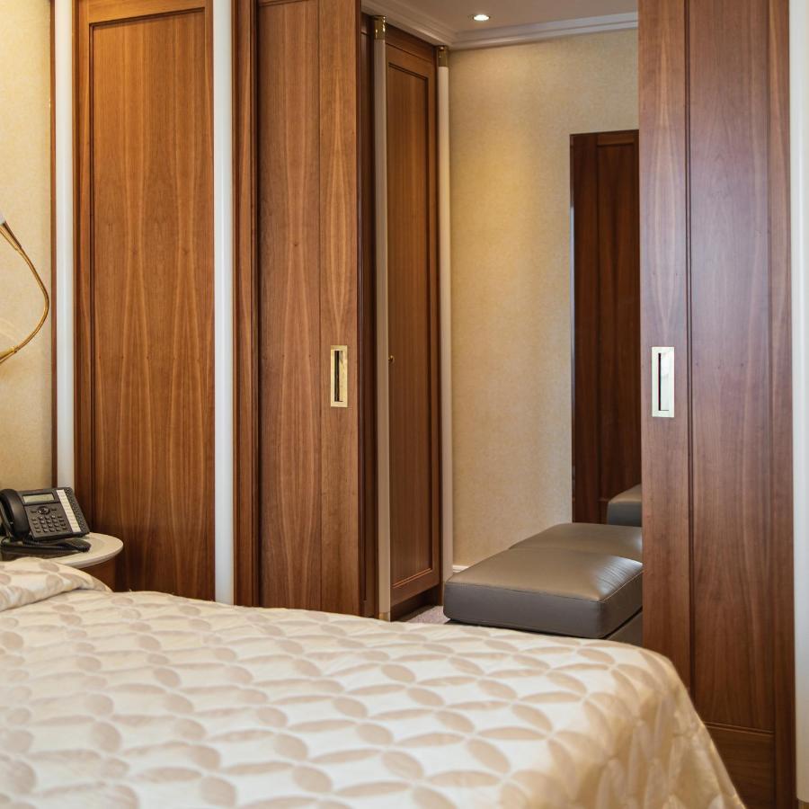 Atli Hotel Ankara Exterior photo